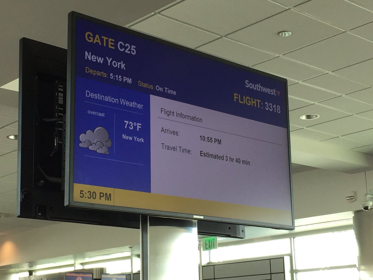 davenmeyer's tweet photo. @SouthwestAir hows this flight on time? 2 weeks in a row terrible service. What happened SWA, yoy used to be great. https://t.co/Eby13mwyXs