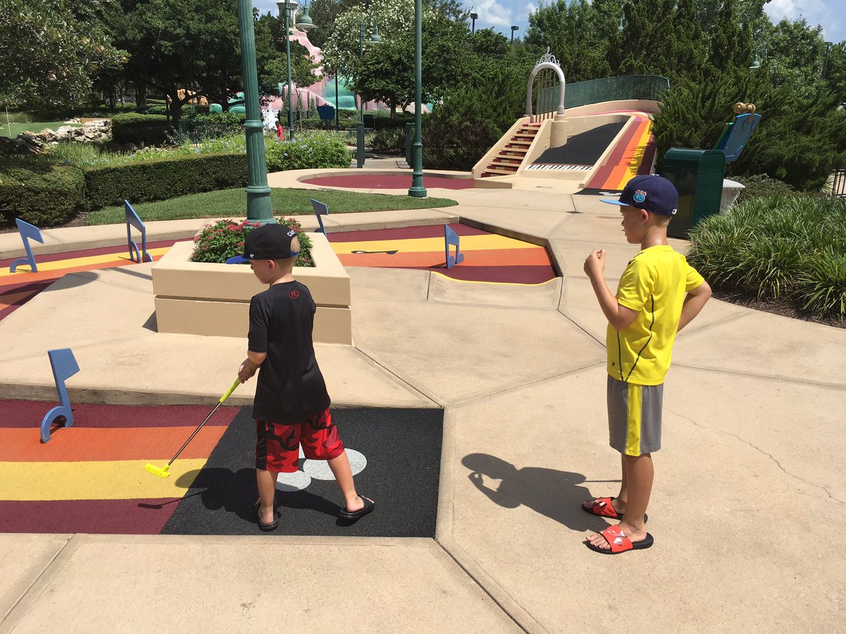 BlueHose99's tweet photo. Awesome 1st annual guys road trip to @WaltDisneyWorld Finished up with a little mini golf #nomercey #dadwins https://t.co/wt2i4QTj6s