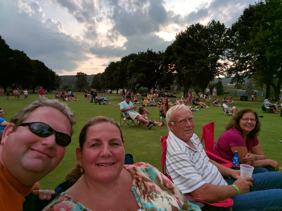 James DeRose (venzey) Twitter