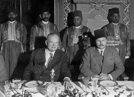 mssmK900's tweet photo. عام 1946 م أمريكا تطلب معونة مادية من ملك #مصر فاروق الاول  لدول أوروبية بعد الحرب العالمية الثانية .. https://t.co/EQCtfFKITJ