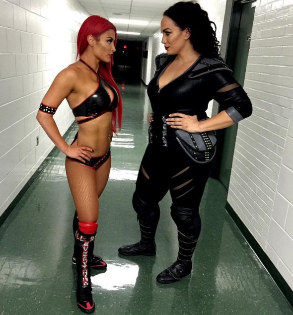 Nia jax & the red queen (eva marie) @NiaJaxWWE @natalieevamarie.