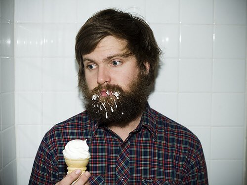 Ryans__Beard's tweet photo. Napkins... A beard's best friend https://t.co/kAwP3QcjSS