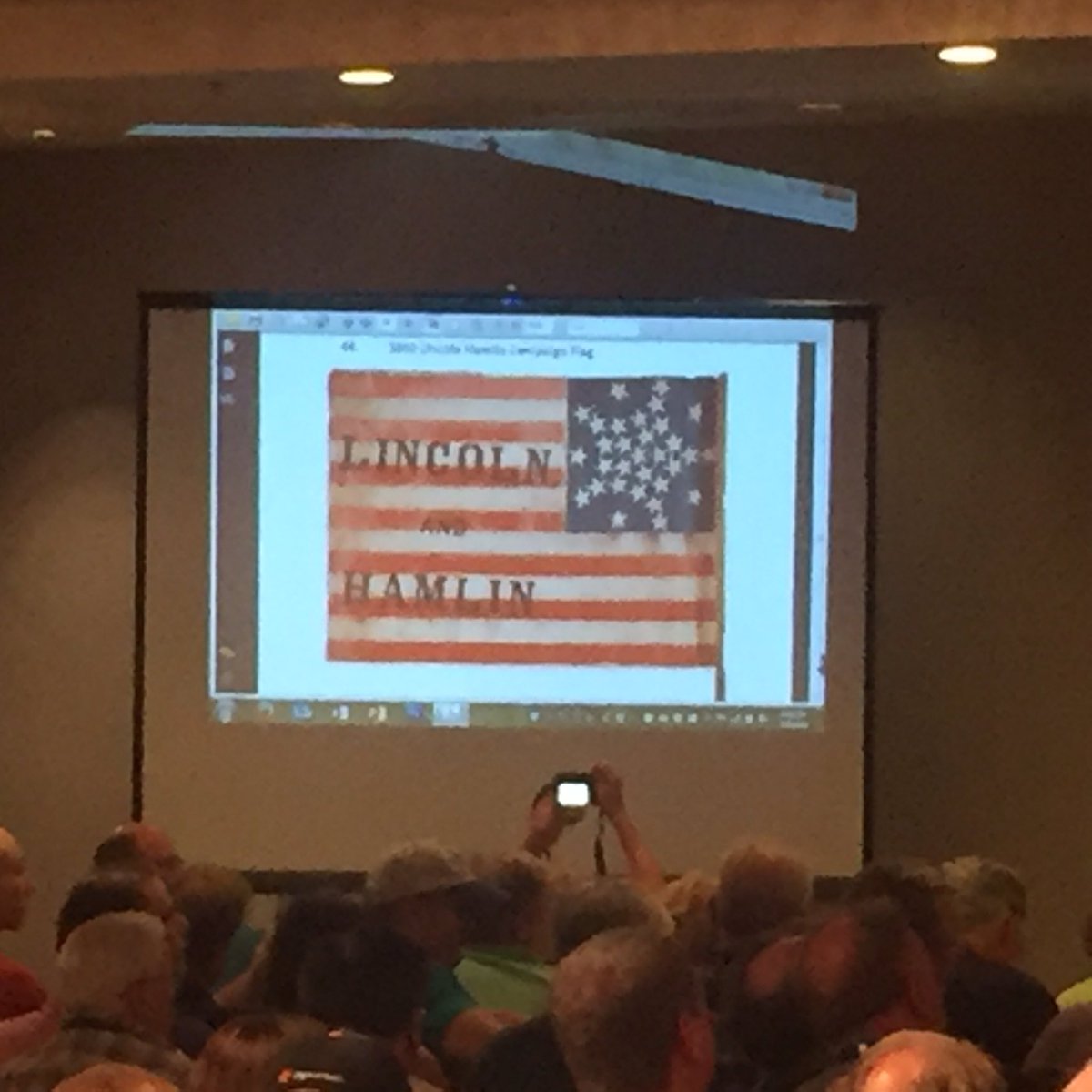 HistoryTickets's tweet image. .@APIC_USA This fine piece just sold for $22,000 #ButtonCon2016