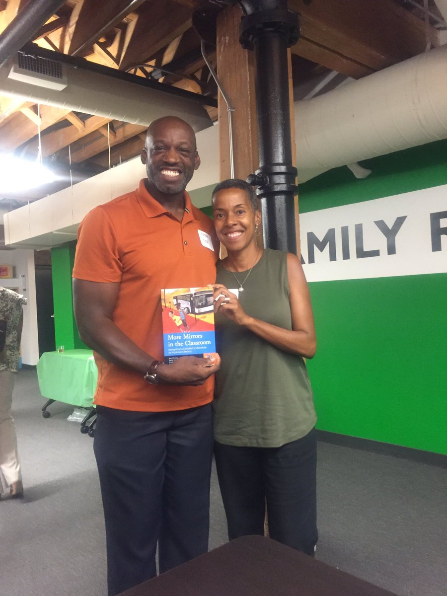 Buildscholars's tweet photo. More Mirrors in the Classroom author Candace Thompson #literacenter https://t.co/ljM920XfzS