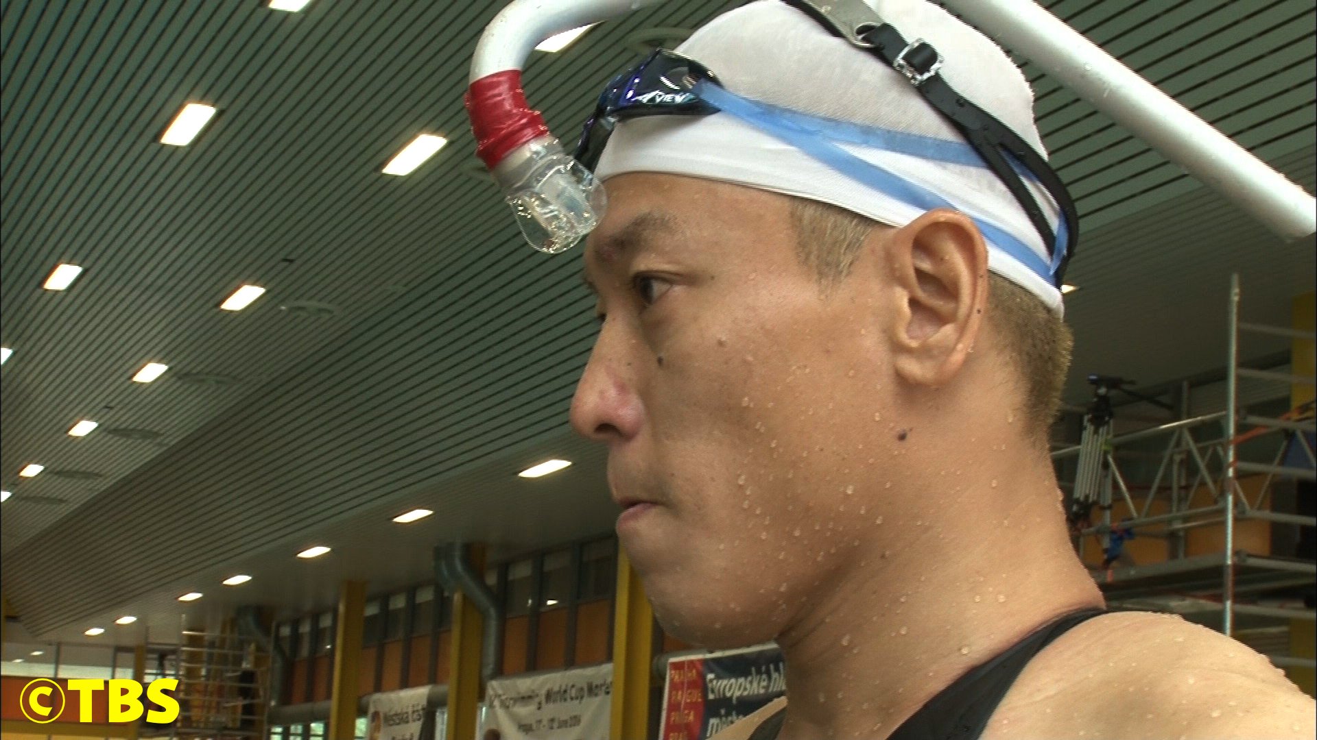 Tbs炎の体育会tv 今日よる６時５５分からフィンスイミング 世界大会でメダル獲得 史上初の快挙の瞬間をお届けします 日本代表 春日じゅんいちの汗と友情の２４０日間完全密着ドキュメント じゅんいちダビッドソン 春日俊彰 フィンスイミング 体育会