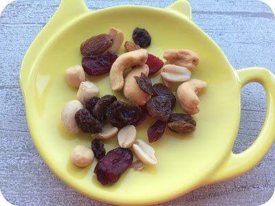 saloca's tweet photo. Nuts for NUTS! https://t.co/6lD5AQy2ic @FemaleBloggerRT @LovingBlogs @UKBlog_RT #BloggingGals #fdbloggeruk #foodie https://t.co/LQDQZkDL75