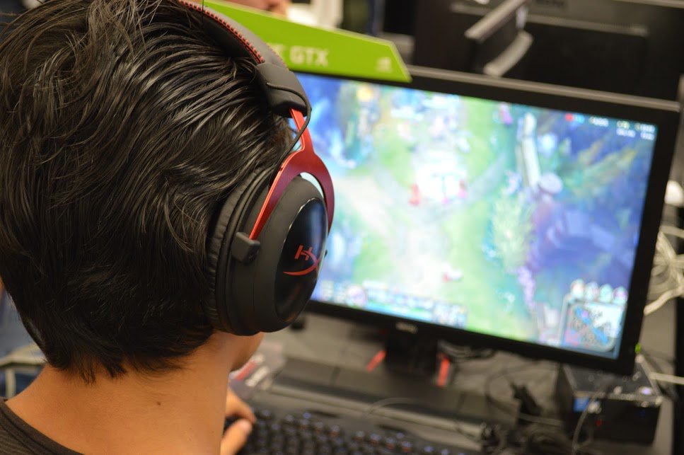 evercoding's tweet image. Nuestro lado #Gamer fue resucitado gracias a #Leagoflegends por 2do año consecutivo en #CPMX7 @campusparty