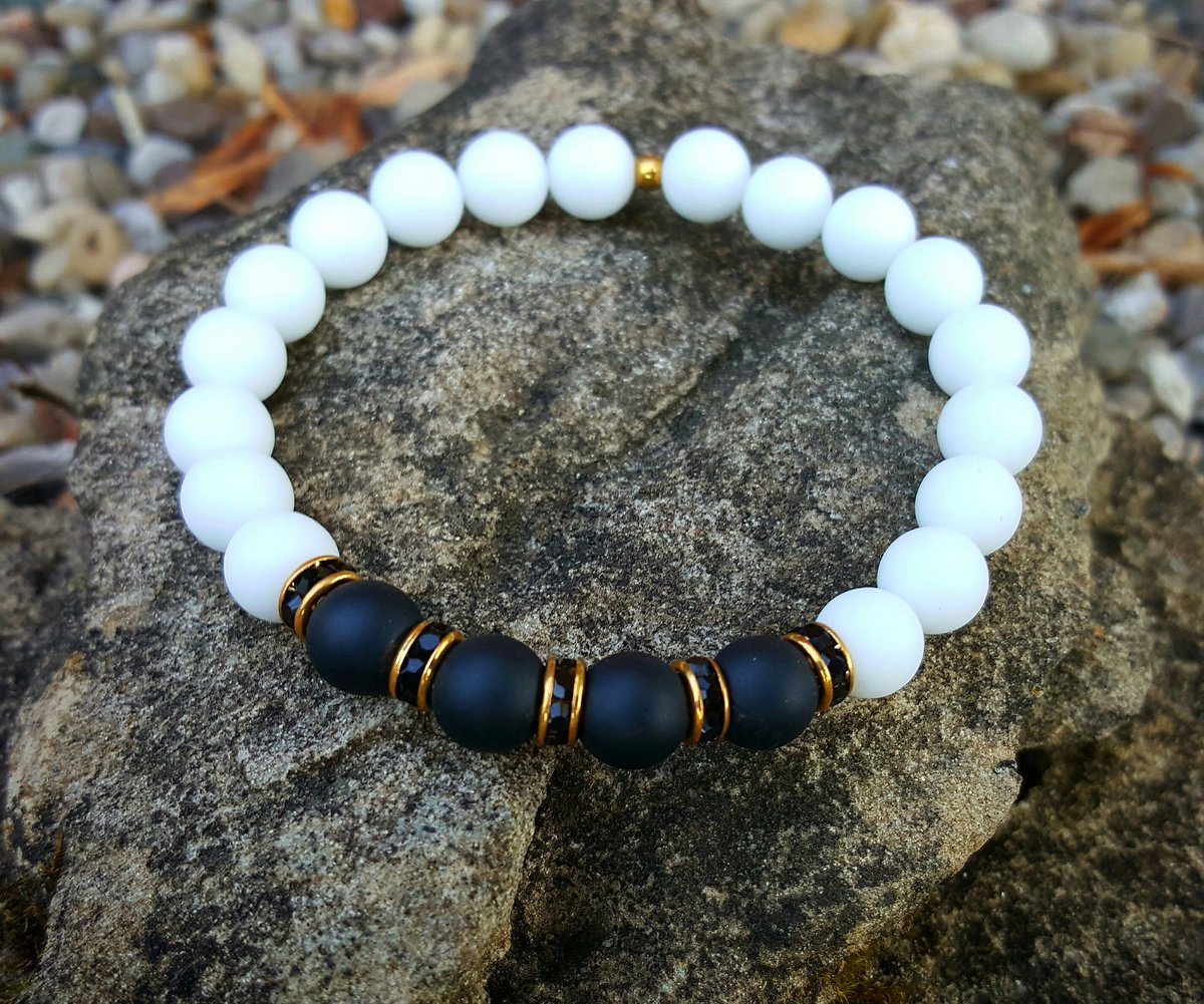 gemvius's tweet photo. #wristcandy 🍬🍭👌 https://t.co/MCMOqNu1Ie