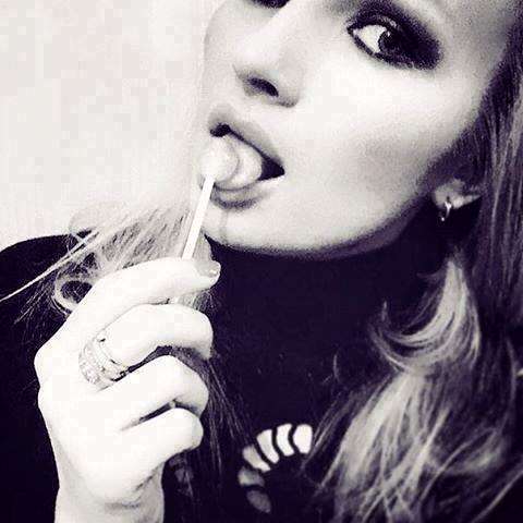 wrongedaccthak's tweet image. Sexy Milfs #cam #bigboobs #fuck #girls - 
bit.do/sex-finder#3Pp…