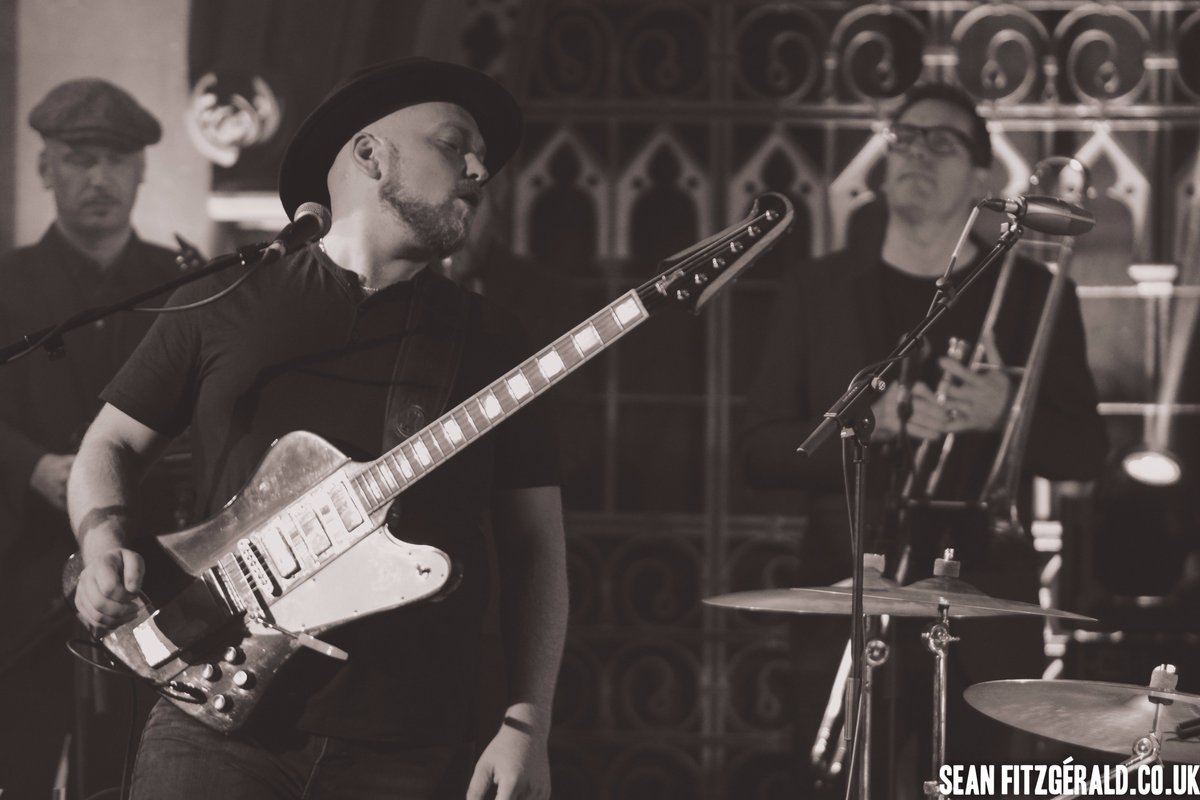 sfphotographyuk's tweet photo. Last night @thisisthemilk @UnionChapelUK #soul #essex #FavouriteWorry @Dan_TheMilk #britishsoulmusic https://t.co/928k4bKNRq