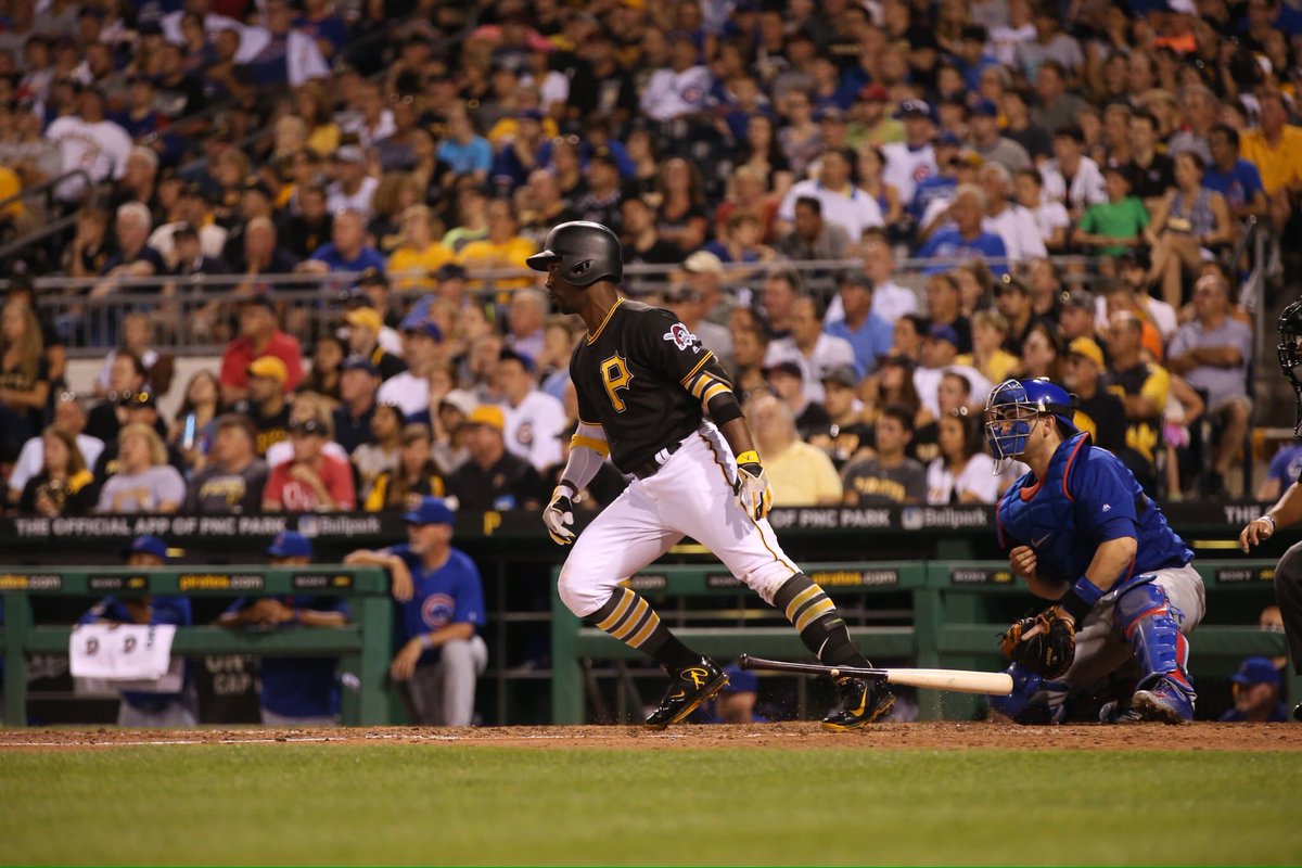 TheSportsNook's tweet photo. Jake Arrieta drops his 4th game of the year as the @Pirates beat the @Cubs 8-4.
#MLB https://t.co/JMYMSRpPg6