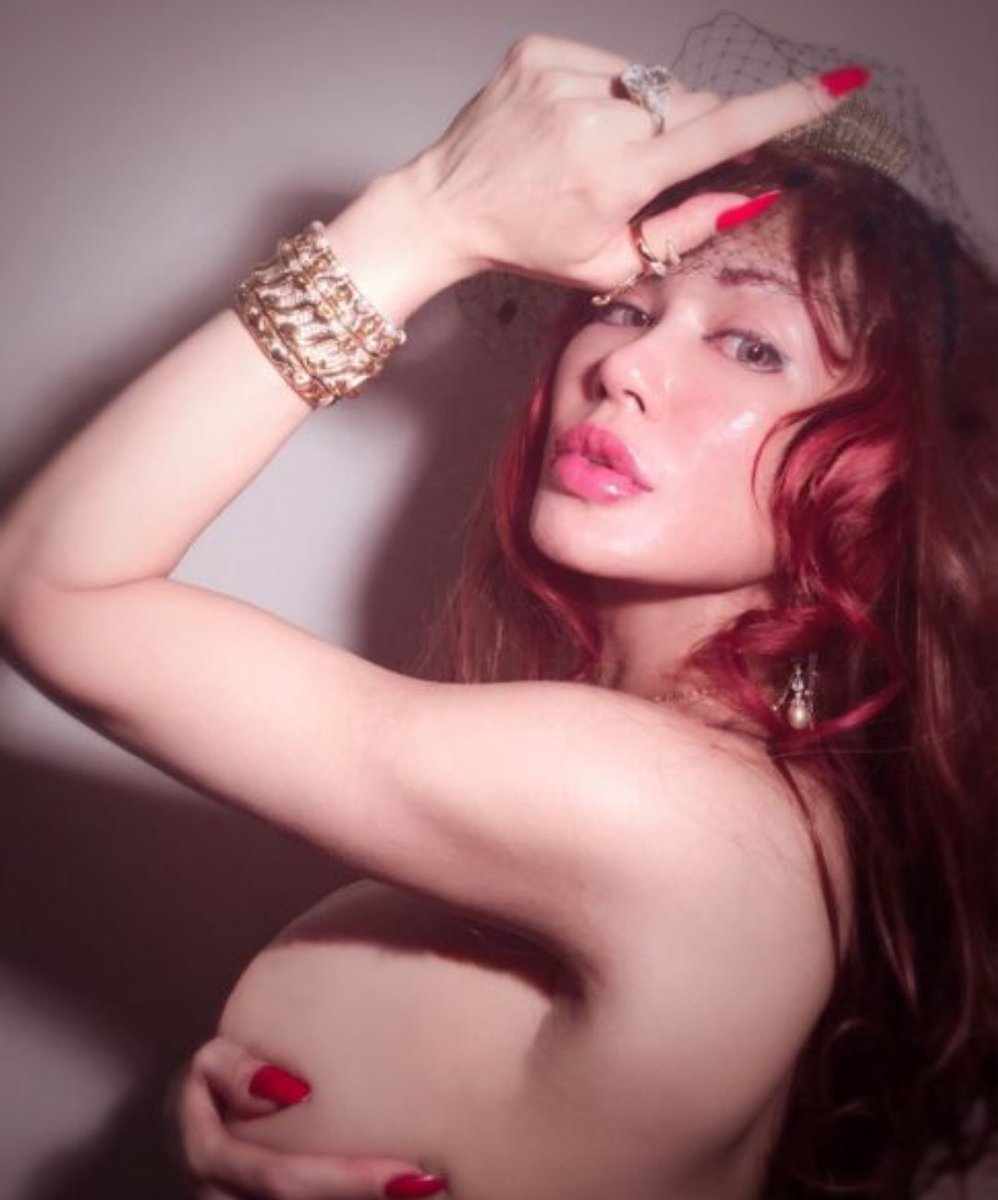 インターネットでは何が起こるかわからない ある日突然 叶姉妹から玉手箱が贈られたお話 Togetter