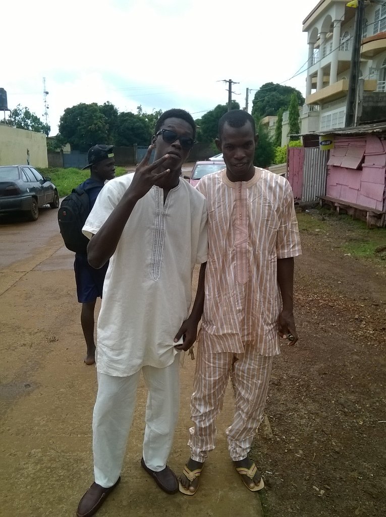 conde901 tweet picture