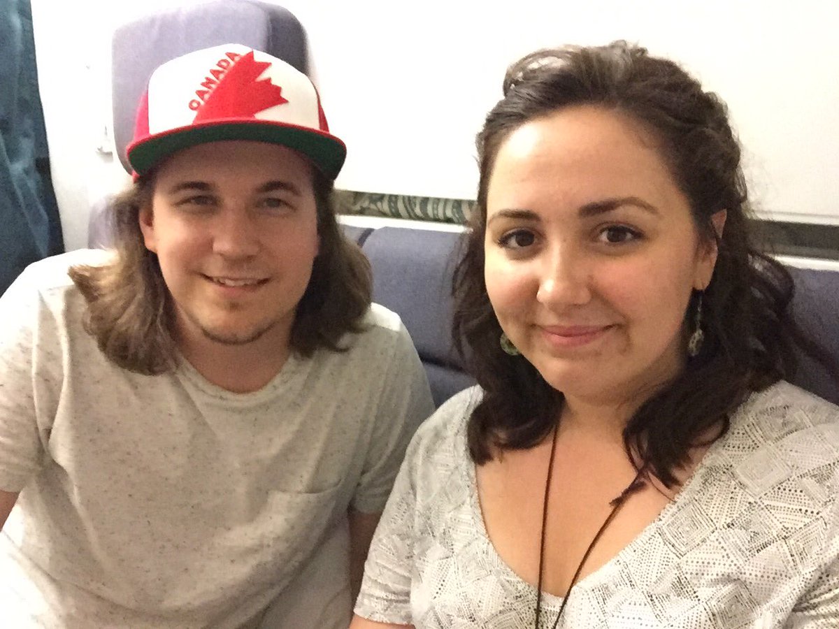 We're on the train! Played one set through tonight on our way through Quebec #artistsonboard <a href="/VIA_Rail/">VIA Rail Canada</a> <a href="/sneviwerdna/">Andrew Ivens</a>