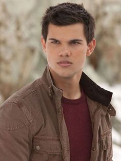 Rikki_Tweets's tweet photo. @Vorikx Black Jacob from Twilight lookin ass https://t.co/qBDkeHMSIr