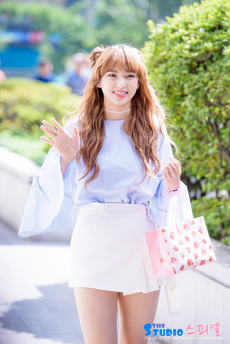 Cm5H37iVUAAglU1.jpg:large