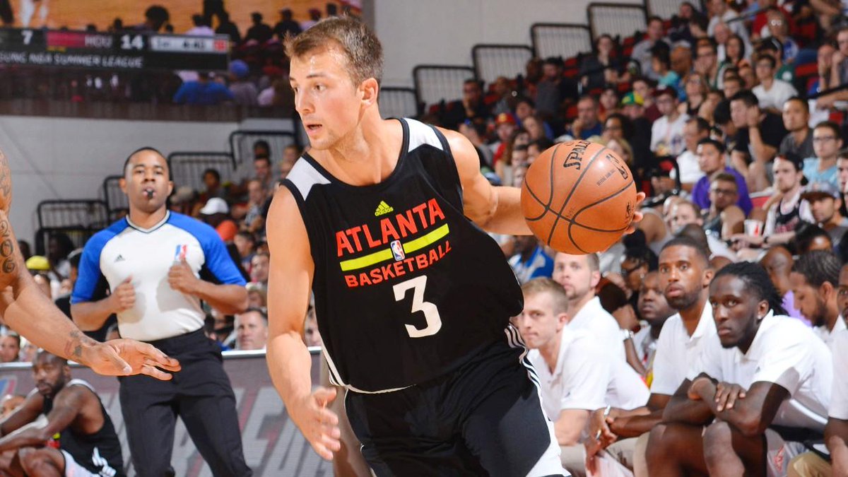 NBAcom's tweet photo. .@ATLHawks hold off @HoustonRockets w/ 16 points from Kevin Pangos

HIGHLIGHTS: https://t.co/ohpGS9TqdB #NBASummer https://t.co/k6rWI08bBJ