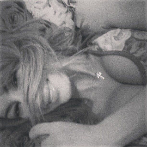 I'm so bloody horny   👉  👈  tinyurl.com/j9vjxjz