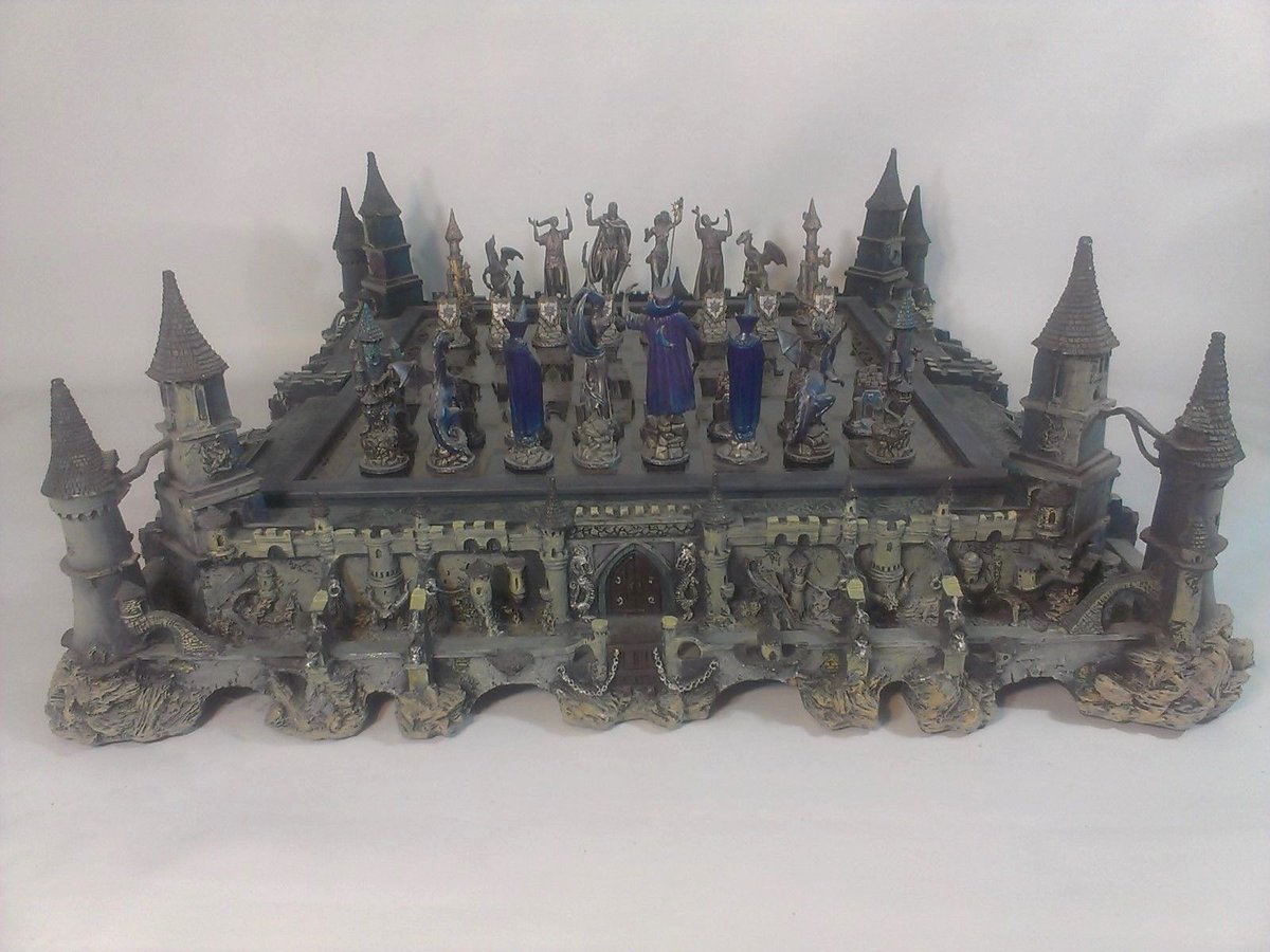 STEEL5757's tweet photo. Fortress Chess Set https://t.co/JvVACXts1a  #chessmoves #chessofinstagram #chessman #Medieval https://t.co/CNXvfuX5MA