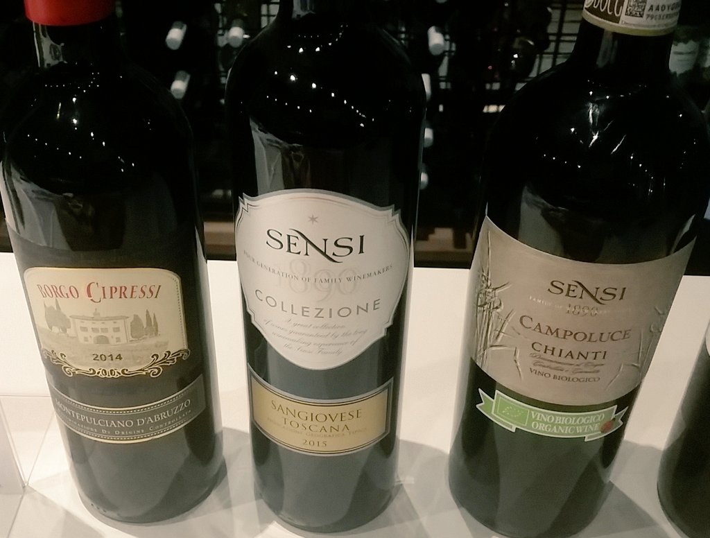 Daniel_Ellis_'s tweet photo. Markus' Italian platter to go with our #italianwine tasting. Mama mia, delizioso, magnifico! #wine #winetasting https://t.co/jgQHBaFfW4