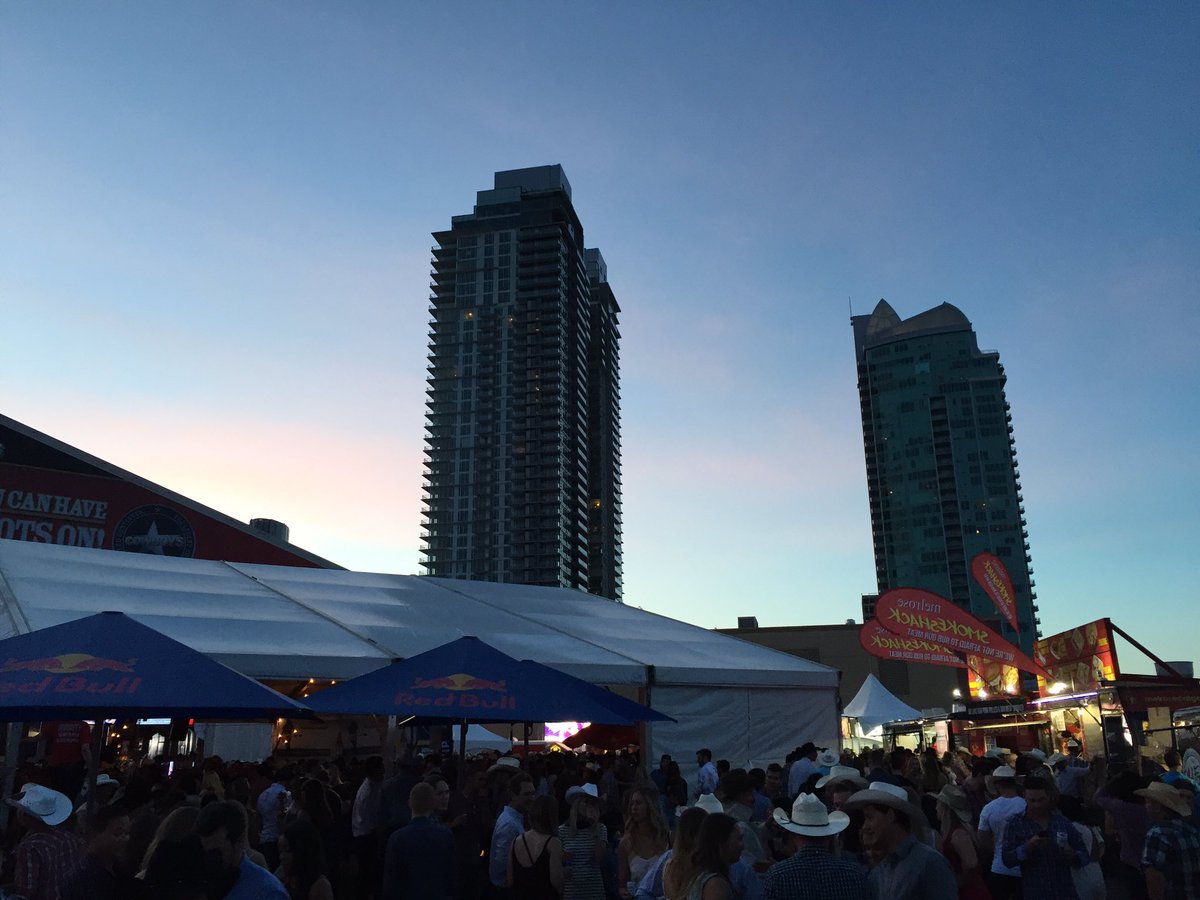 guardiantower's tweet photo. Happy Stampeding! https://t.co/rPJZiAjarv