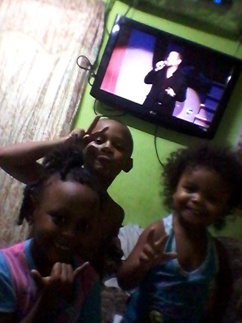 valery1224's tweet photo. #CASACARA20 FULL SINTONIA FAMILIA BETHANCOURT https://t.co/zgQ0C2gi0k