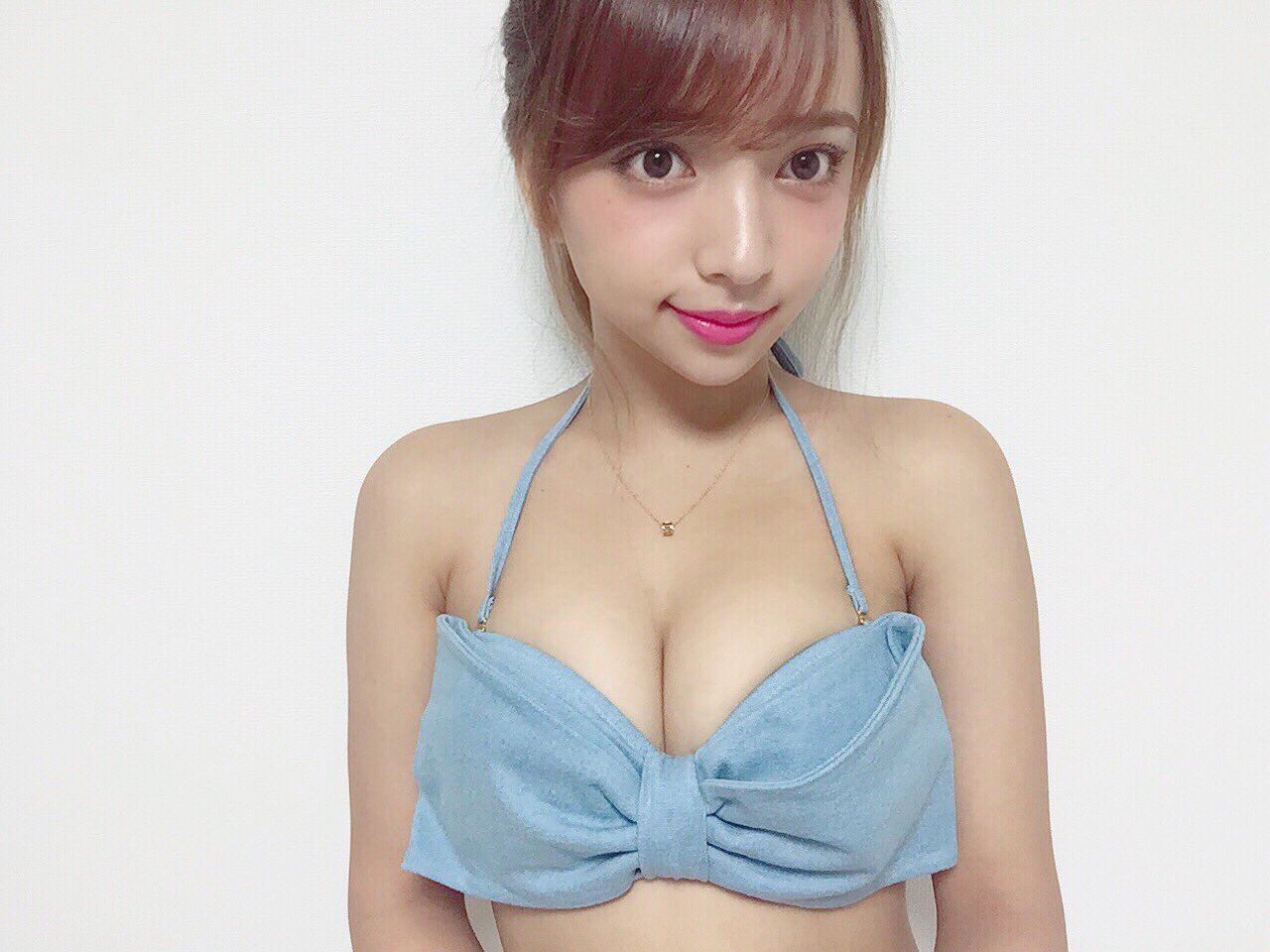 平尾 優美花 ゆみちぃ 盛れると噂のriendaのビキニ デニム生地にリボンがかわい Rienda Riendasuelta 盛り水着 T Co 1ymfg3awlh Twitter
