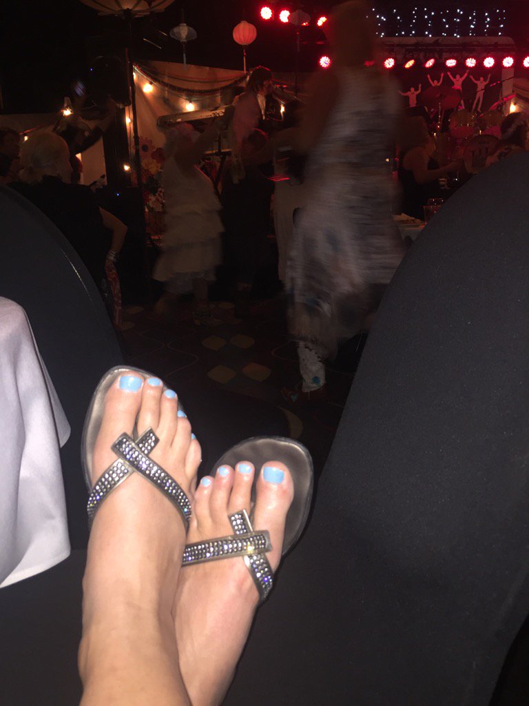 KarlaKolson21's tweet photo. Boot parade ...shipped boots to Idaho. One a 9 other a 6 #rockin the flip flops. #bravegirlsclub. #shediditanyway❤️ https://t.co/BQNa8kgxx6
