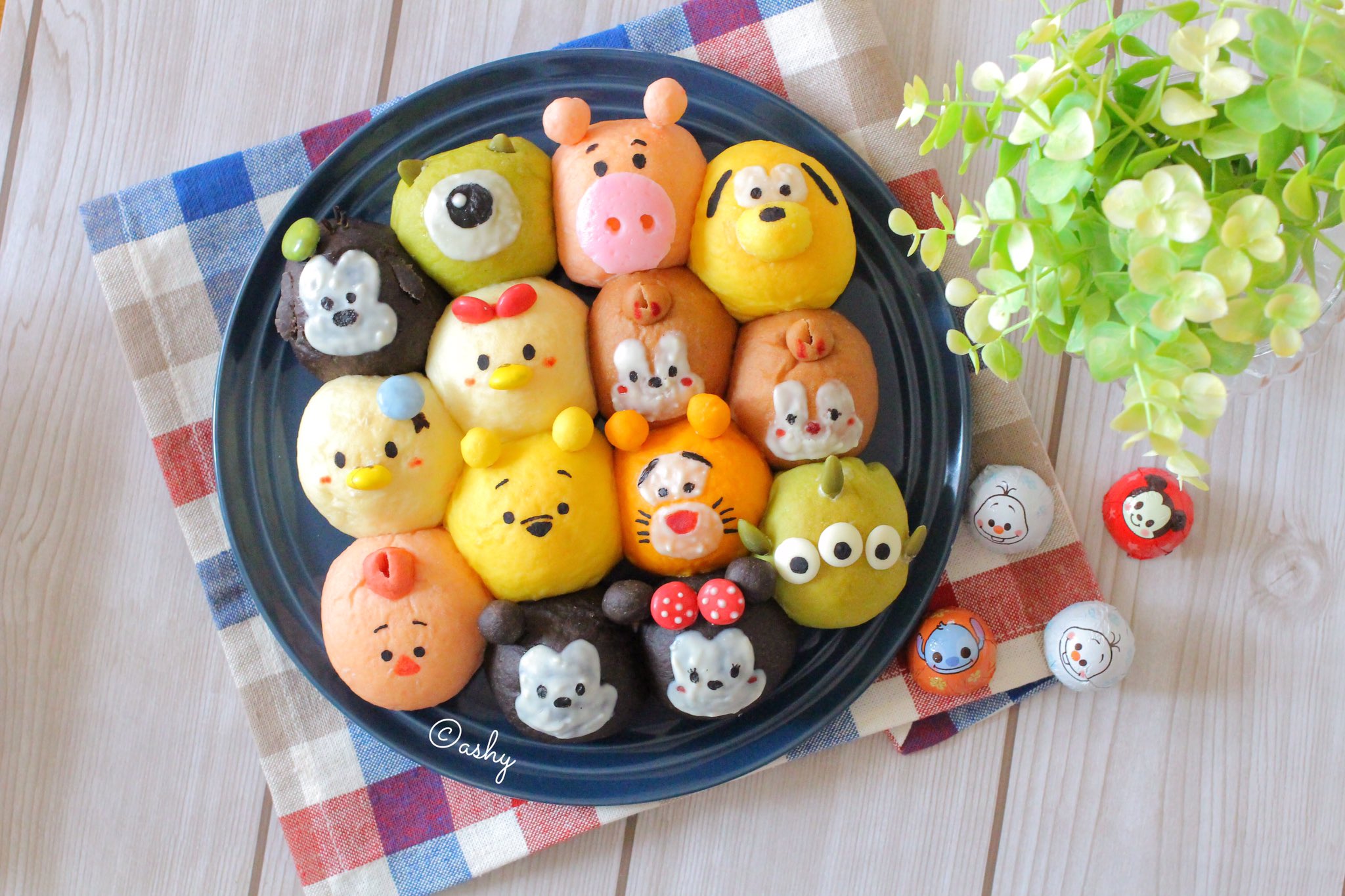 Ashy 本日のパンアート ディズニーdisneyより ツムツムちぎりパンが焼きあがりました ᵕ T Co 3ptvxnxp1n T Co Hzbfu3pavv Twitter