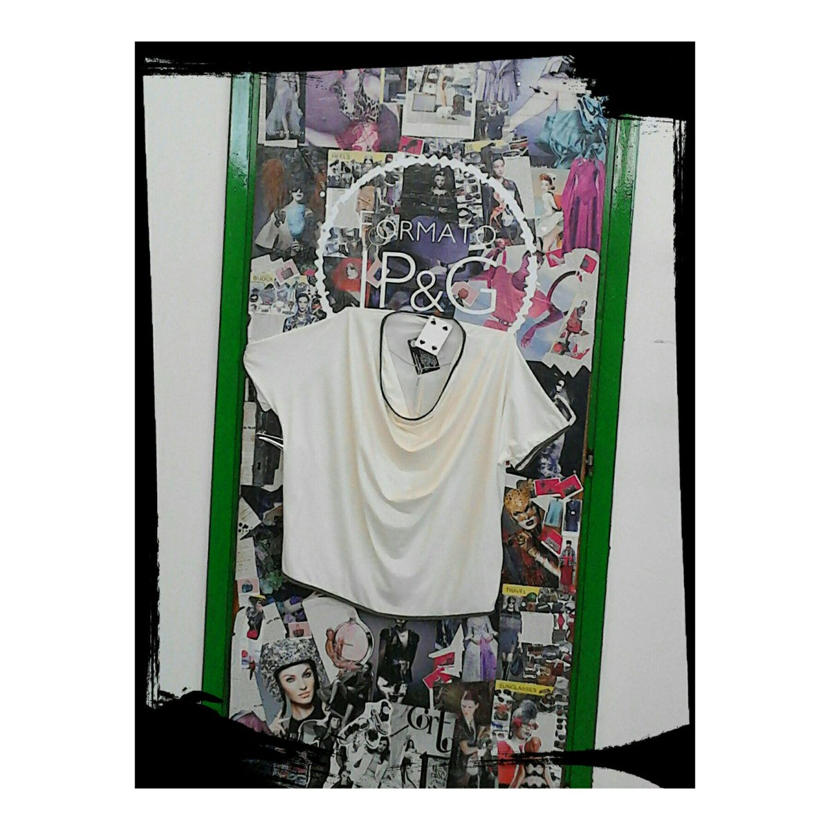 Formato_jpeg's tweet photo. Le parole nere sulla carta bianca sono l'anima messa a nudo.
Guy de Maupassant
#tshirt #donna #formusa #formatojpeg https://t.co/6Lo1EeyiXf