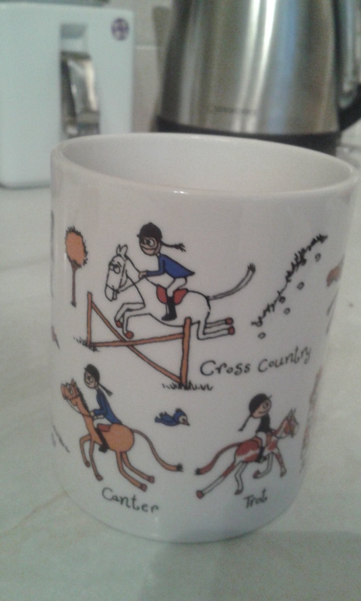 First #cuppa #earlystart for <a href="/BictonArena/">Bicton Arena</a> #dressage #showjumping #xcountry #ror <a href="/RoRlatest/">RoR</a> <a href="/BEventing/">British Eventing</a> #eventinglife