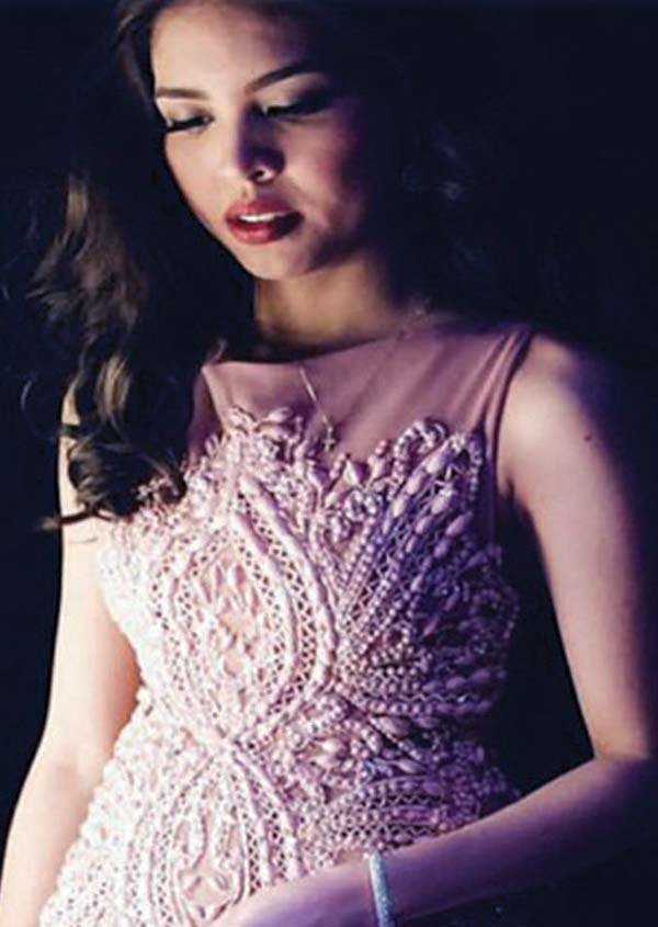 KathVanesa's tweet photo. aldub maine #celebration https://t.co/c7RVL1hZSG
