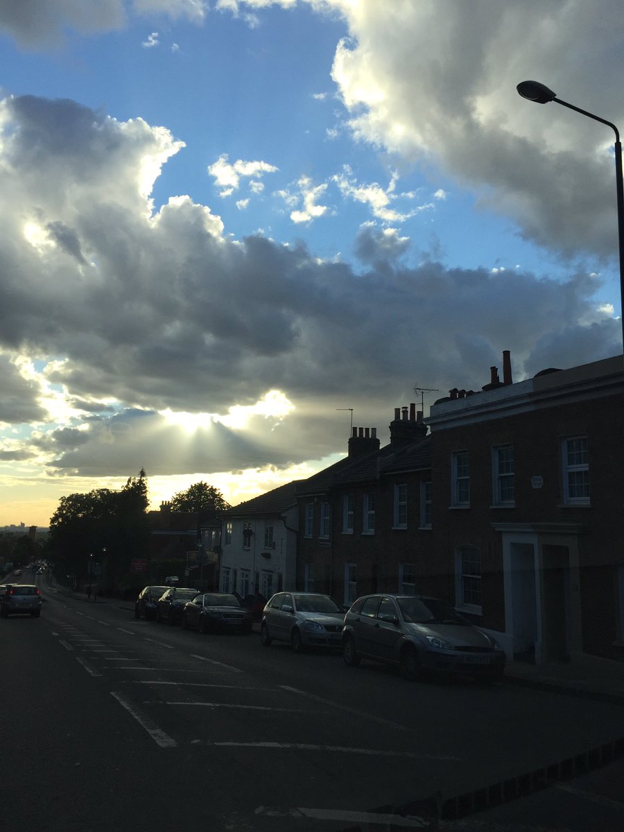 gravity_under's tweet image. 