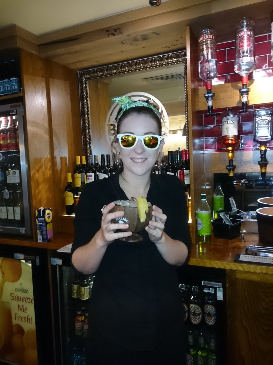 It's Pina Colada Day! Our guests are loving the new cocktails! <a href="/AhmetDuzenli/">Ahmet DÜZENLİ</a> <a href="/martintovee1/">Martin Tovee</a>