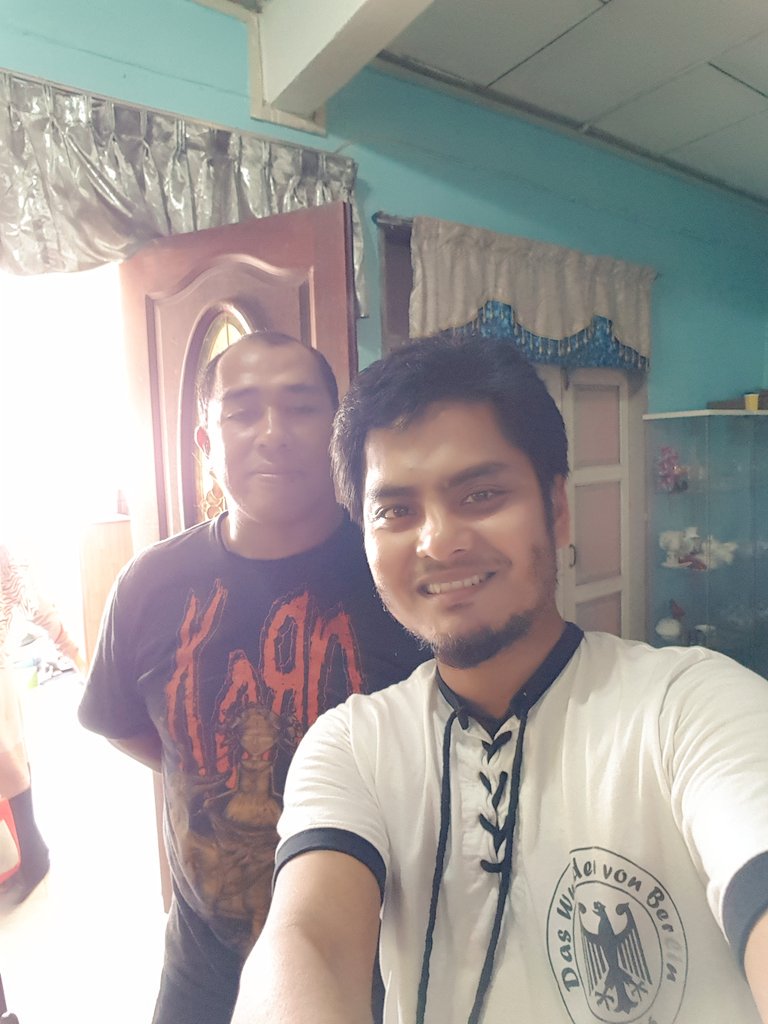 SaifulAnwarCG's tweet photo. Raya bersama ex-shams. Brotherhood forever #EidMubarak #JederFuerJeden https://t.co/CQTIWi5tUg