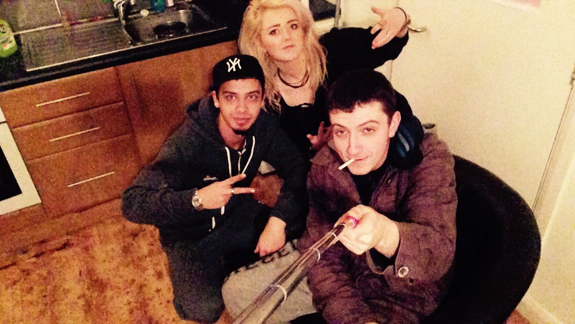 JoshuaCallanan's tweet photo. TB to the time we found a selfie stick in Thomond 😂 #TB #friends https://t.co/7td6DnDqK3