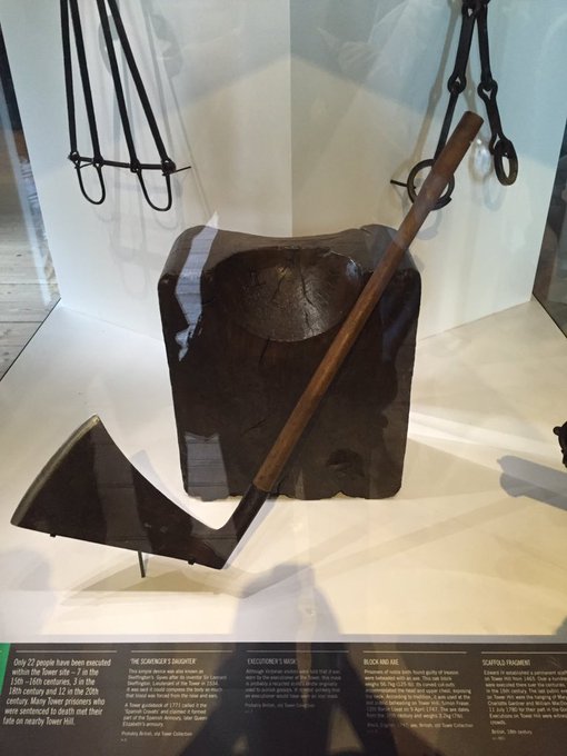 Tower of London, in which I get super excited about Norman fireplaces. https://t.co/Afh6tUWrM2<a href="/tag/trainselfie"class="tags"><span>#trainselfie</span></a>