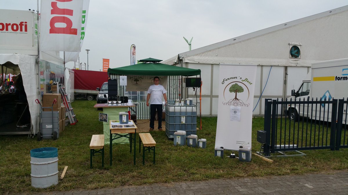 GreenGrowInt's tweet photo. Messe in Tarmstedt.  Viel Interesse.  Die Leute wollen gesund https://t.co/W6XIPfWWgZ