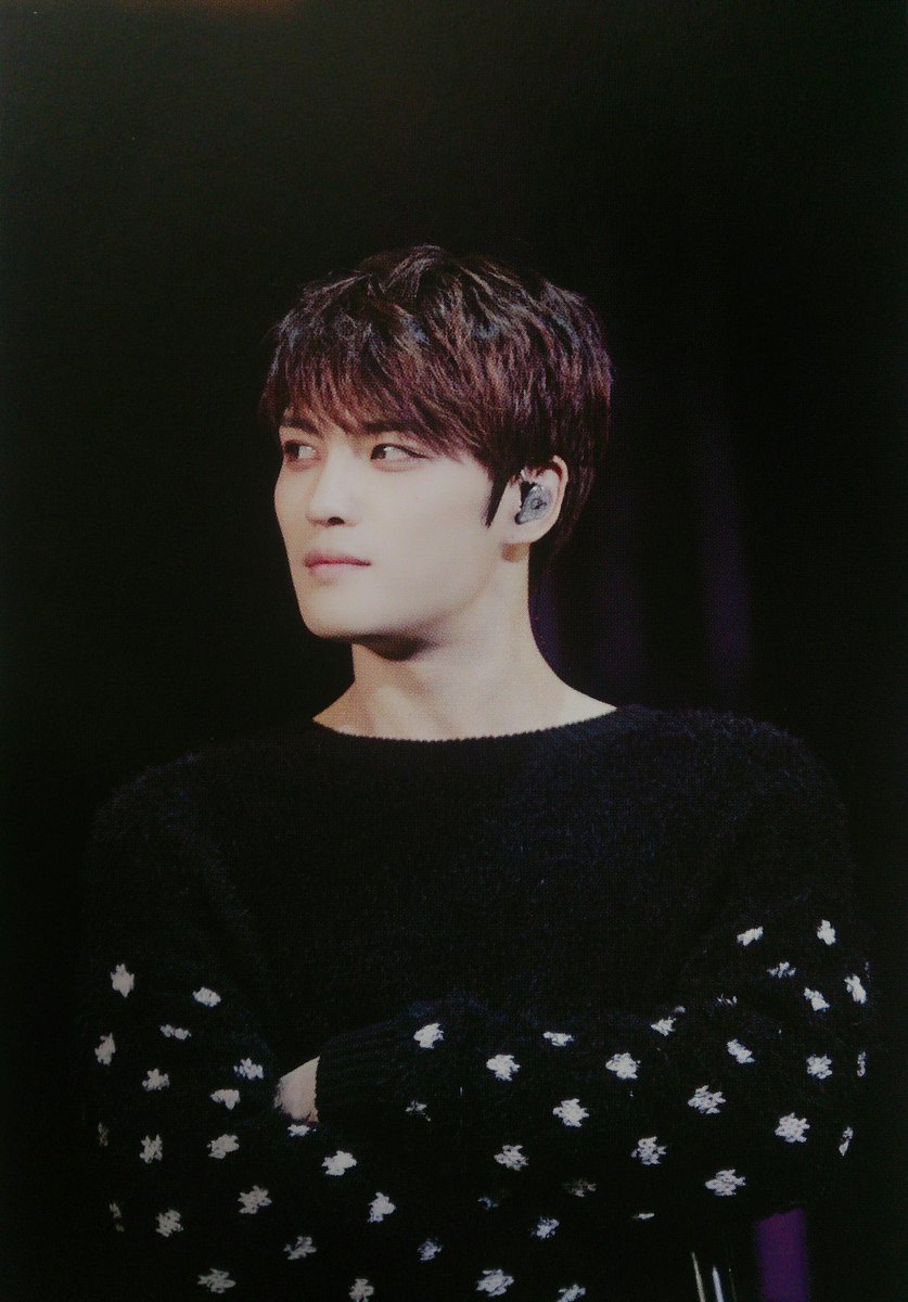 miumius_0126's tweet photo. いらっしゃいｼﾞｪｼﾞｭﾝ
写真集でもう舞い上がってる(๑>؂<๑)
#2015J-Party https://t.co/hrp5gK1req