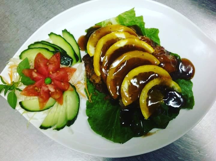 iloveiosgr's tweet photo. Crispy duck with tamarind and orange sauce #iosgreece #thaimeup #iloveios #iosisland #ios https://t.co/e5hvke7tYm https://t.co/345Qef7eXS