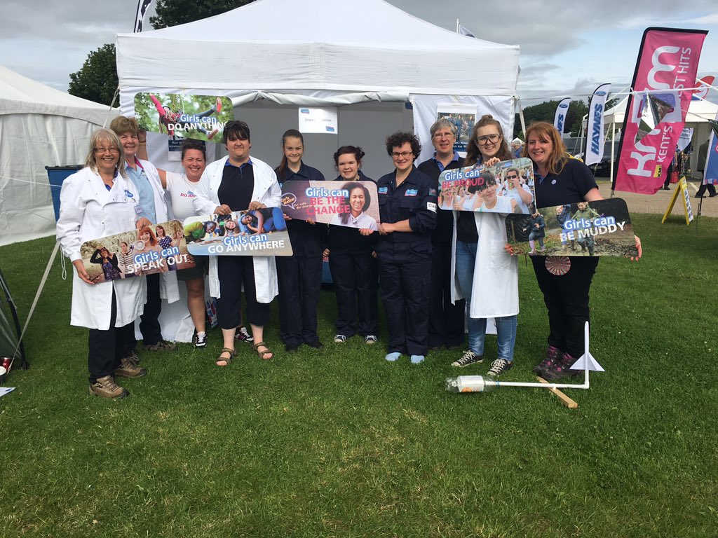 Having an amazing time at the #kentshow2016 at the Girlguiding space agency @Chief_Guide