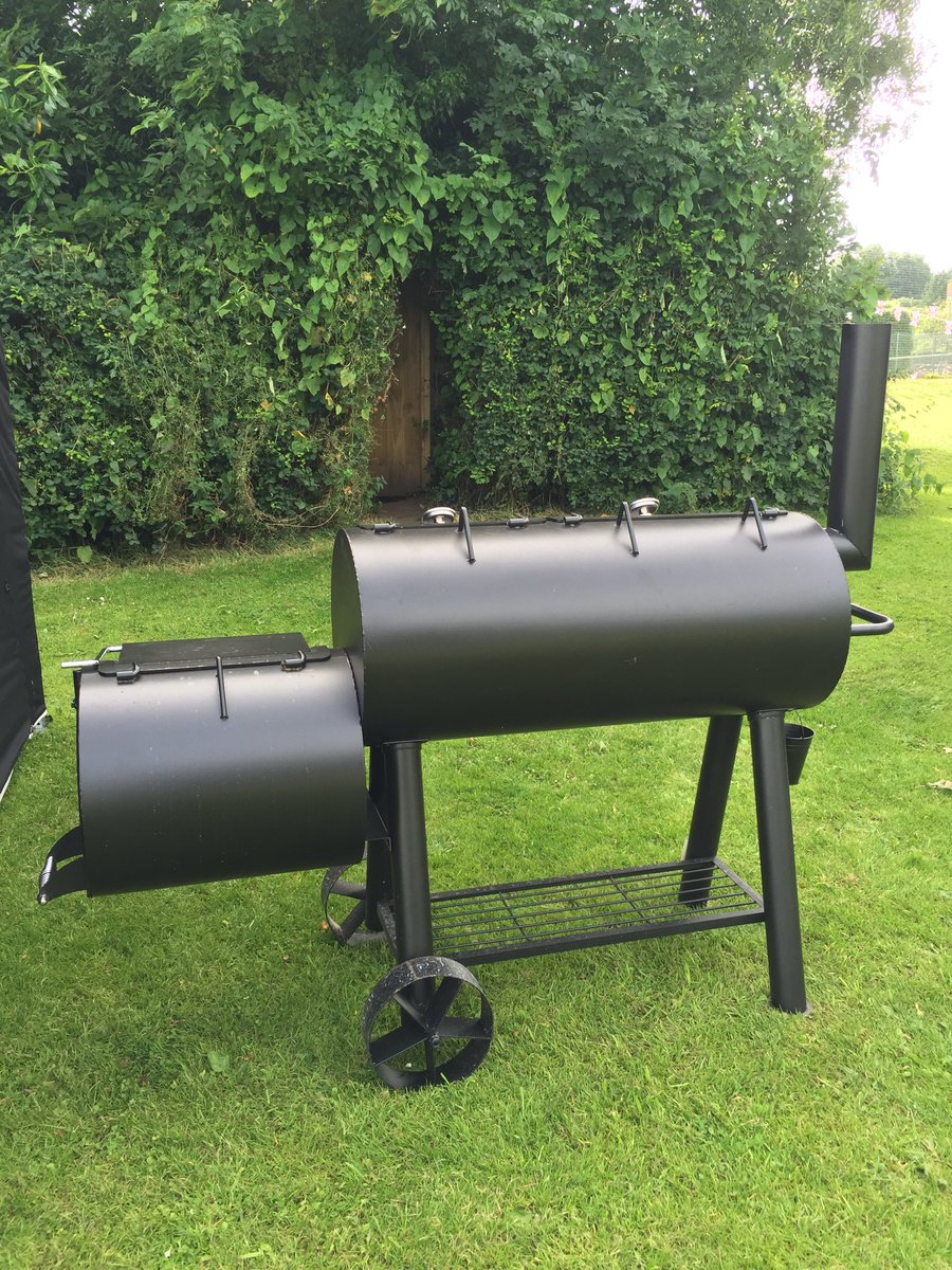 dccommittee's tweet photo. The first of our amazing food stalls set up and all ready to start smoking! https://t.co/pEIMRAifXs