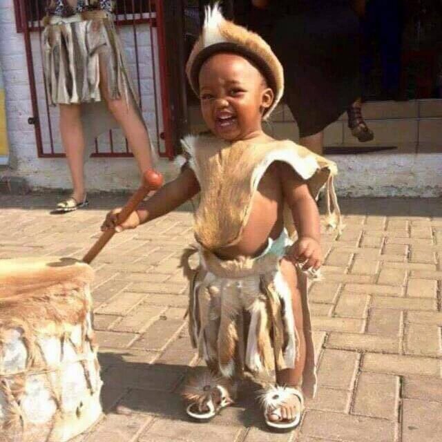 Zanamuhla tweet media