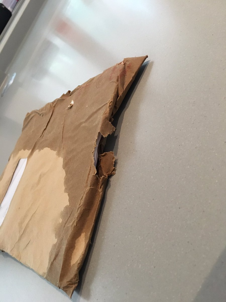 stuburgin's tweet photo. Thanks @RoyalMail for taking such good care of my legal documents that I've been waiting to arrive for 2weeks #ruied https://t.co/OUfXDTYCjJ