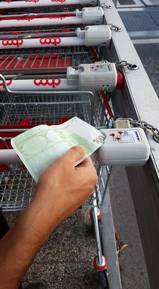 ilgestore's tweet photo. Secondo voi la Coop è un posto da poveri? https://t.co/amXQhUK4aK