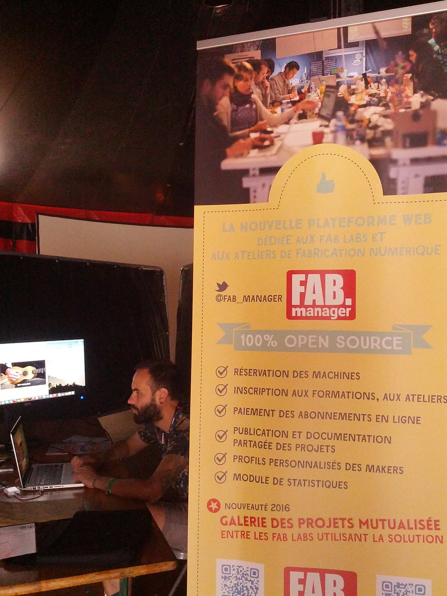 JeanyJBaptiste's tweet photo. Participation #makerfairenantes avec@fab_manager @lacasemate https://t.co/bQS5fyItvH