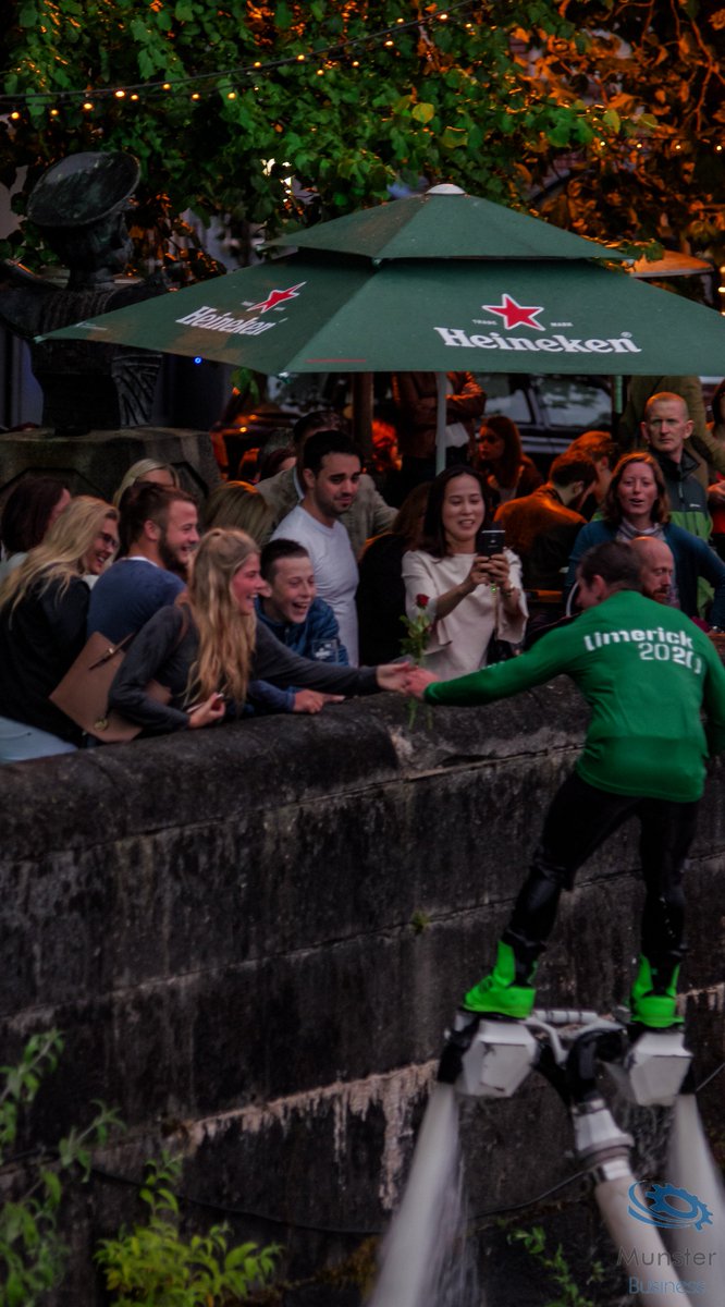 PatCelebrantHAI's tweet photo. Scotty Knemeyer giving out roses in #Limerick  @TheLockeBar @kyoto_limerick .#H2RO #JETDECK #Limerick2020 @JOEdotie https://t.co/B8B3k7FsjF