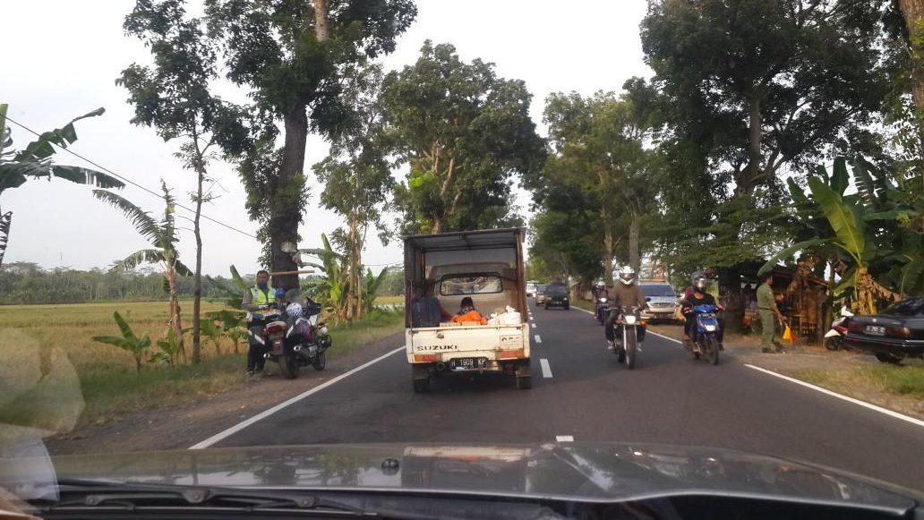 Kutowinangun arah jogja di prembun padat lancar,sebaliknya padat tersendat di pasar kutowinangun kebumen
