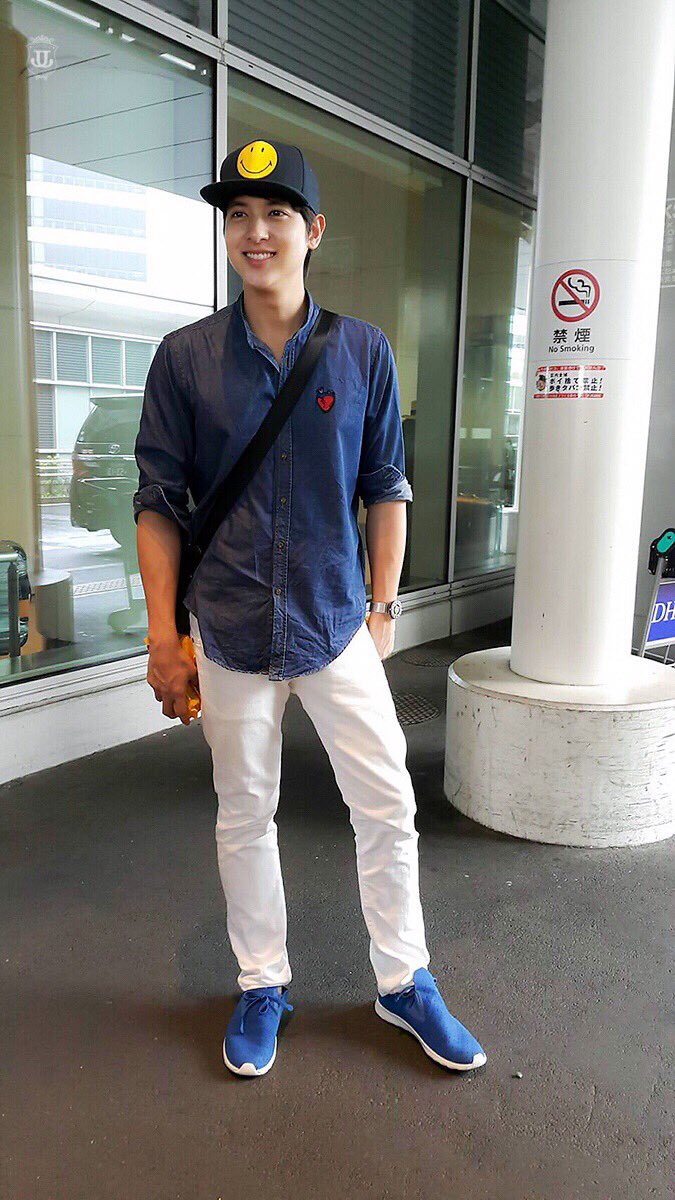 leeanong's tweet photo. James this morning in Japan #freshandfriendly cr.jamesjiunited https://t.co/TEmNmRaZqd