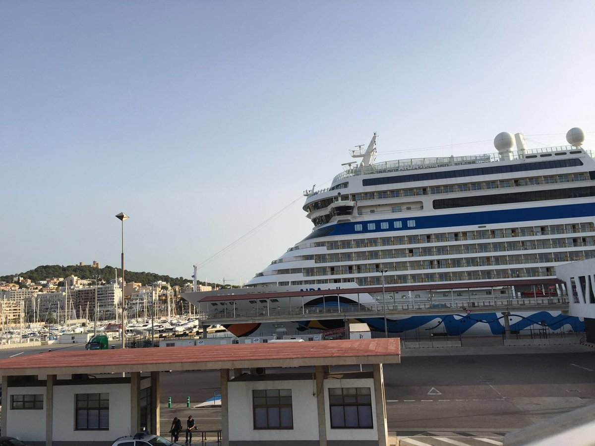 ESCBavaria's tweet photo. #aidastella #cruise #palmademallorca #villefranchesurmer #laspezia #rome #olbia https://t.co/YjwXeEEngv